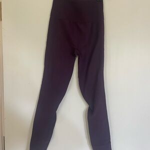 Lululemon Athletica Purple Leggings Sleek Stretchy Design